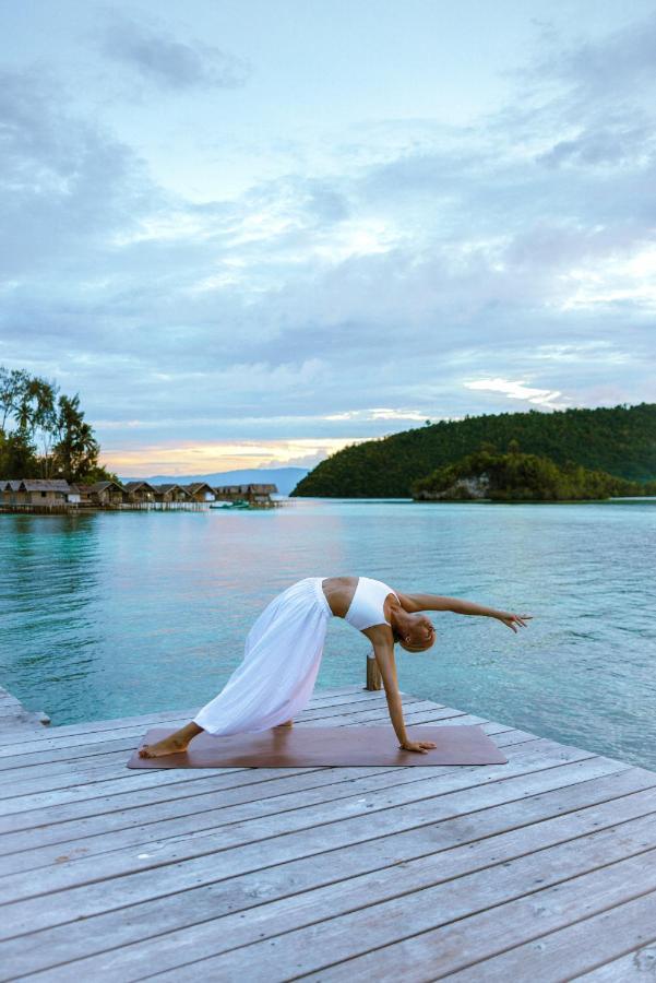 Nus Homestay Raja Ampat Kri ภายนอก รูปภาพ