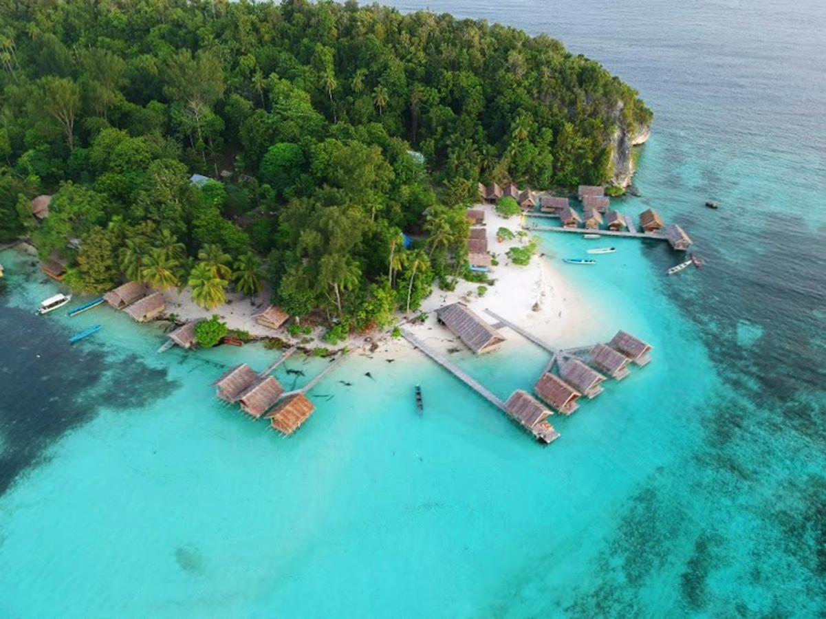 Nus Homestay Raja Ampat Kri ภายนอก รูปภาพ